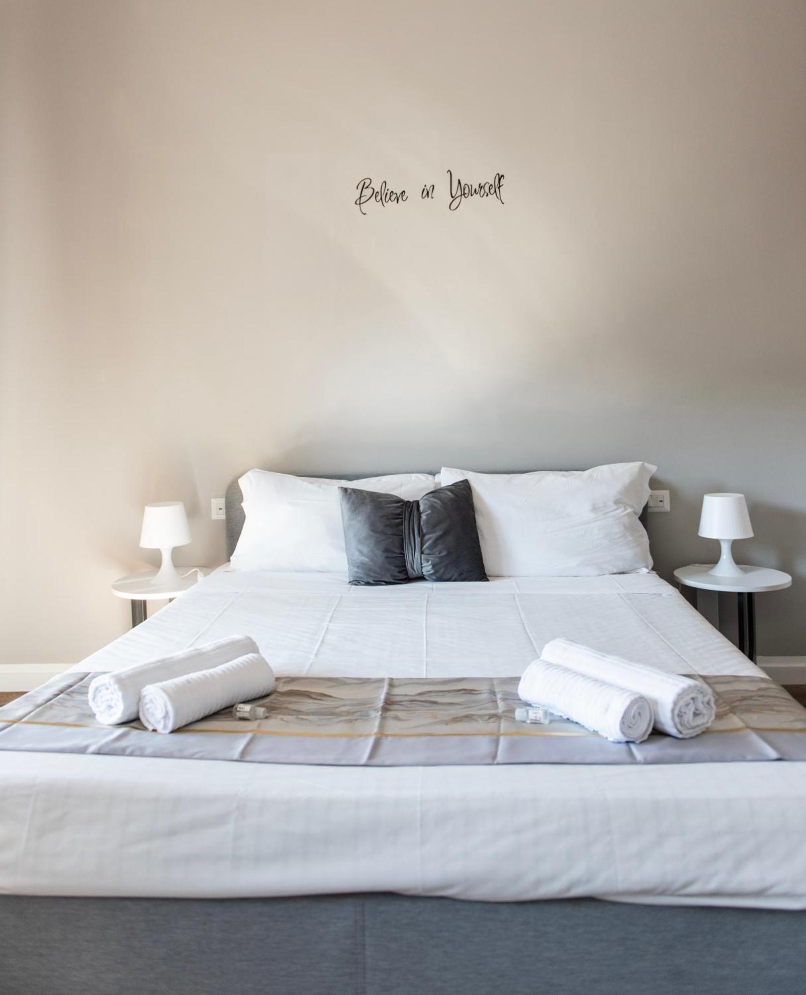 Pascal Boutique Rooms Rome Exterior photo